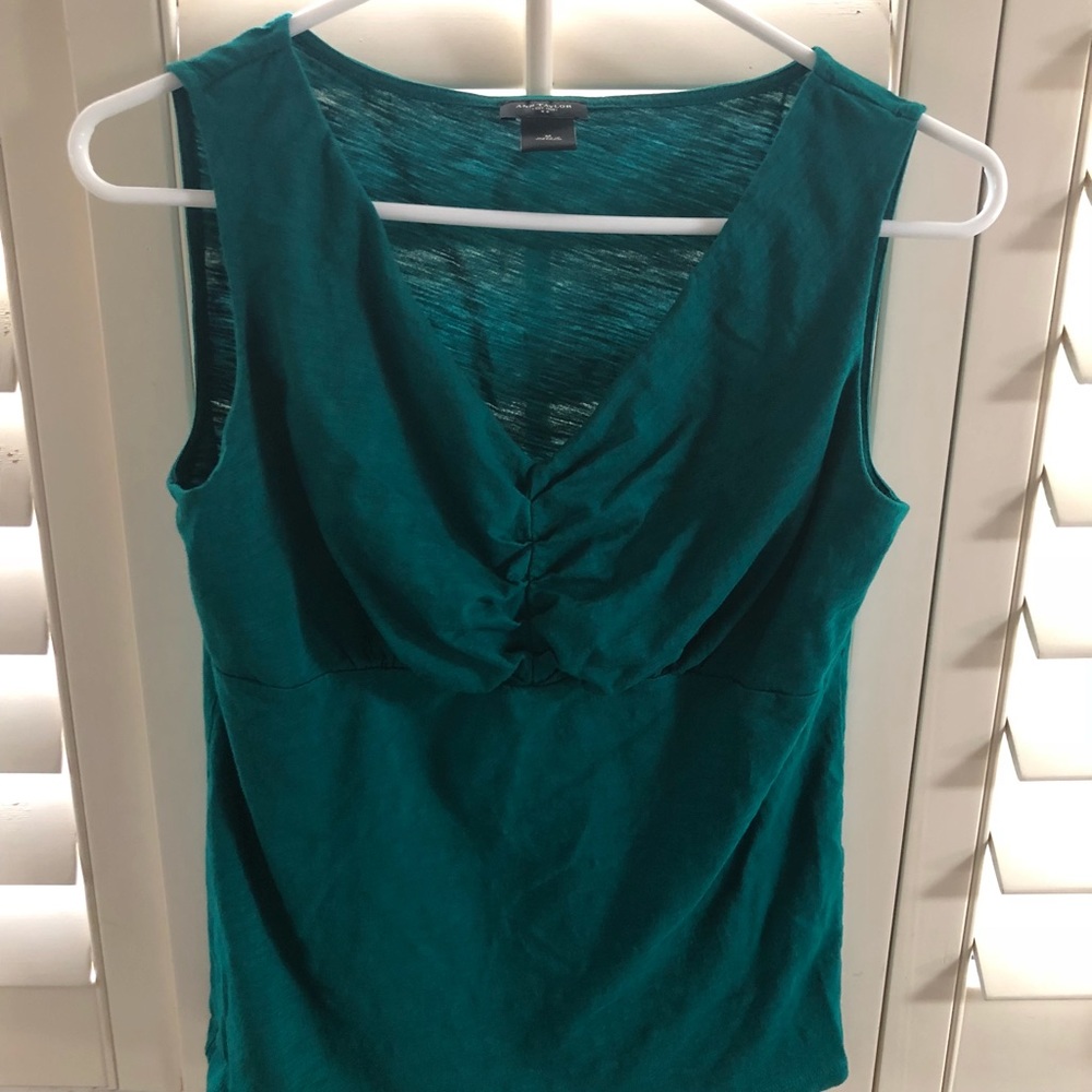 Green top